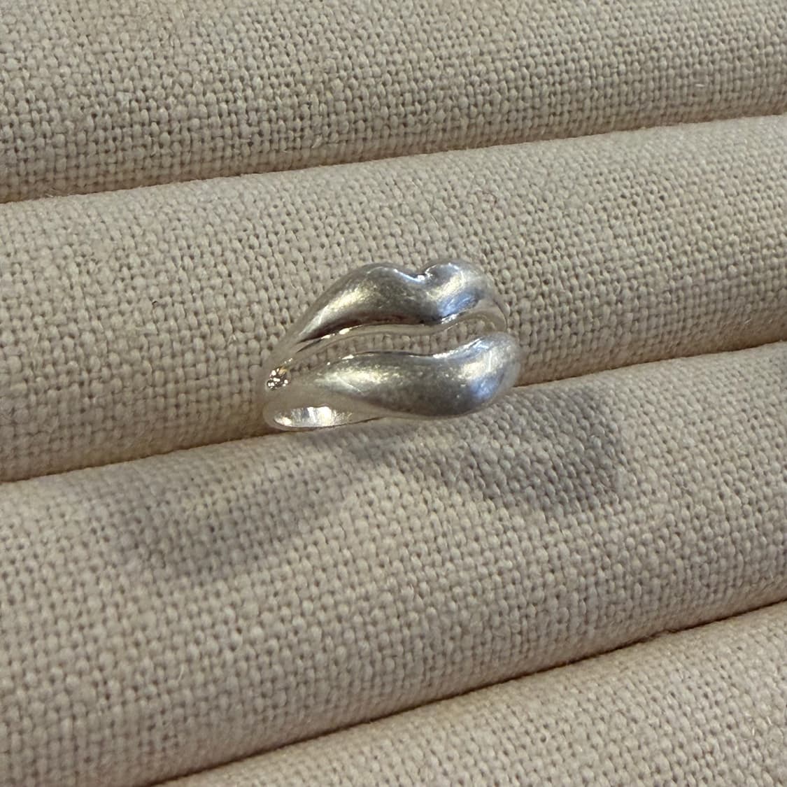 새상품 여성 신주 은도금 입술 반지  상품이미지3