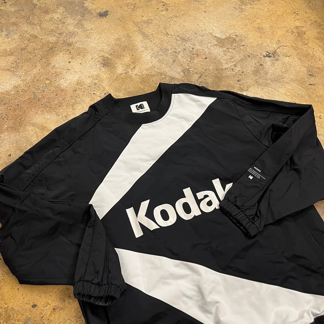 [정품/L] 코닥 우븐 맨투맨 블랙 b14 상품이미지1