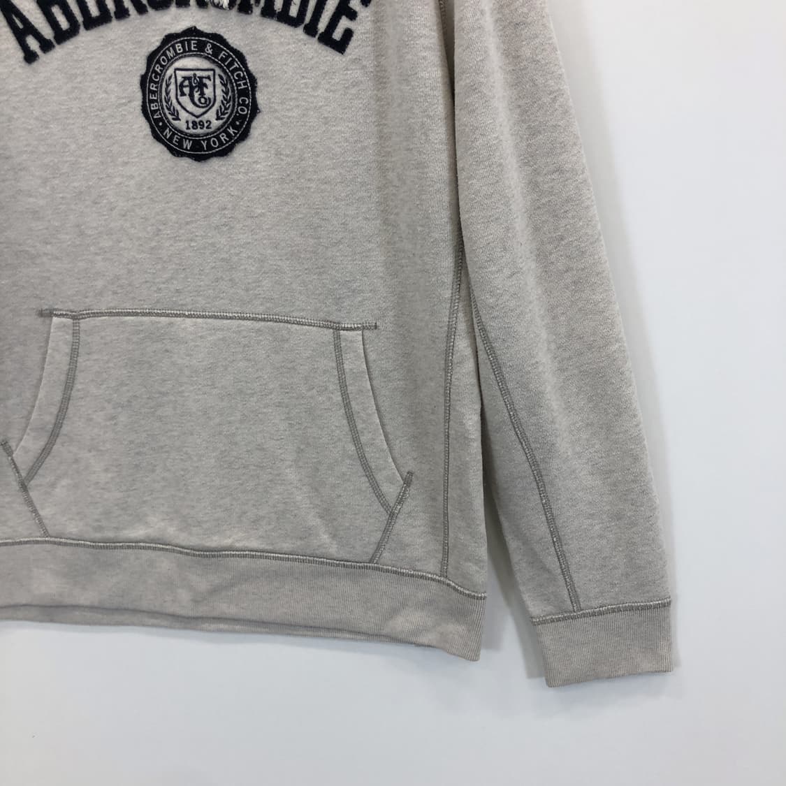 아베크롬비 Y2K 스펠아웃 스티치후드 L 상품이미지3