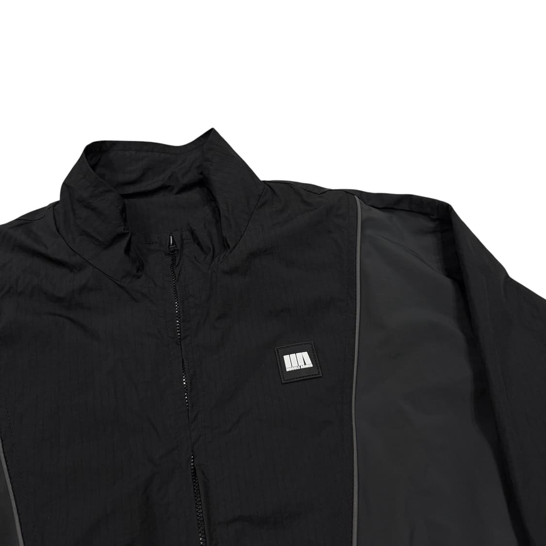 머슬암드 우먼 액티브 테크 자켓 블랙 상품이미지2