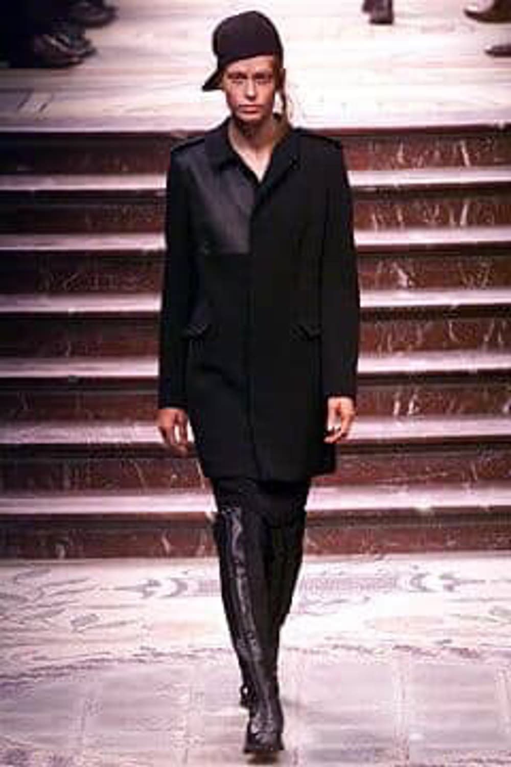 요지 야마모토 02AW 비대칭 레더 패널 코트 상품이미지2