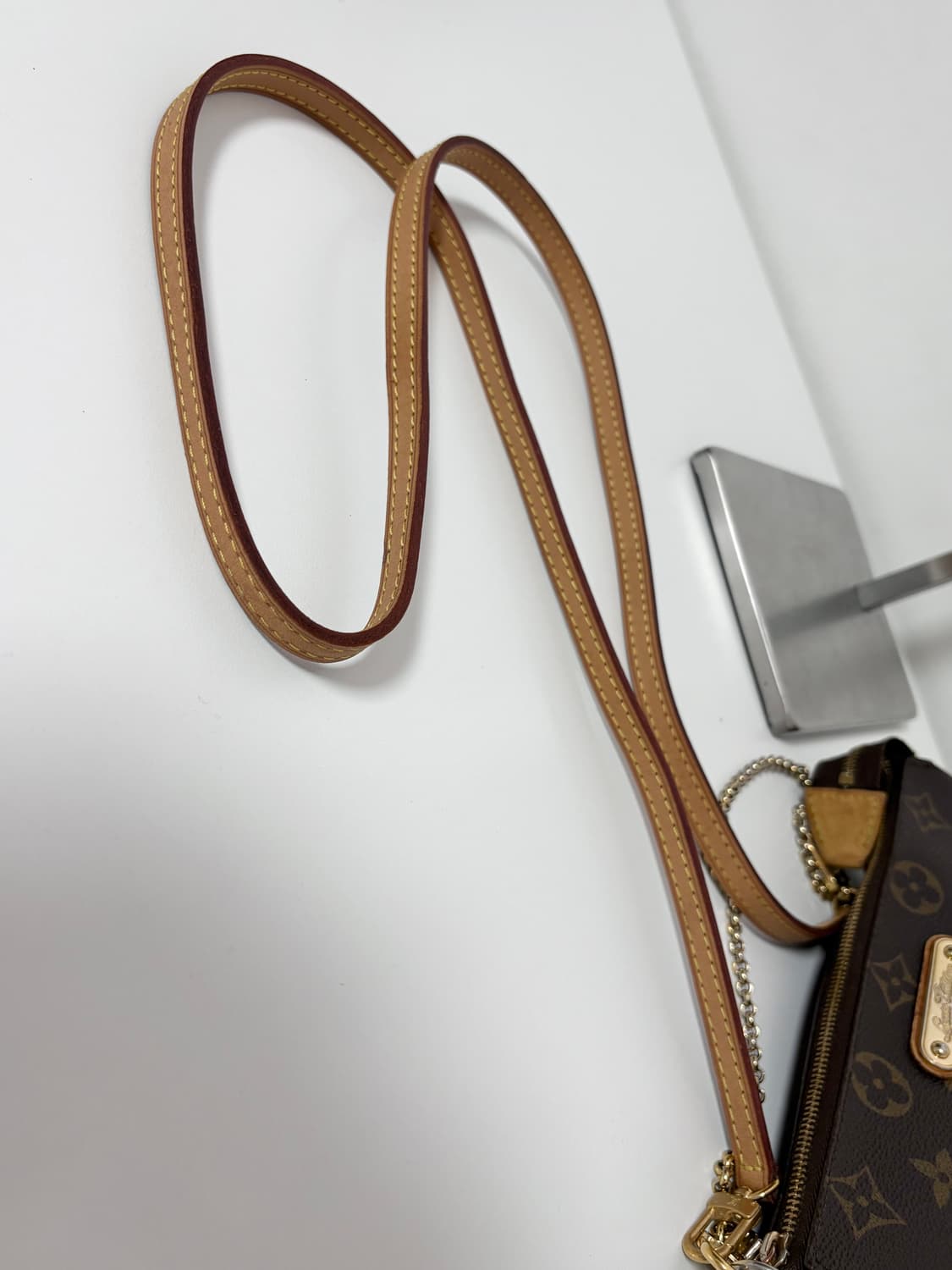 루이비통 에바클러치 크로스백 상품이미지5