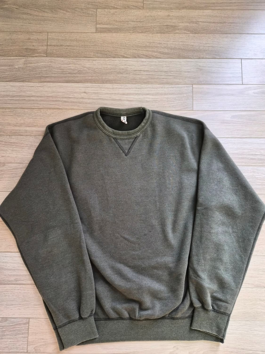 타임리스 스포츠웨어 Athletic sweat shirts olive 상품이미지1