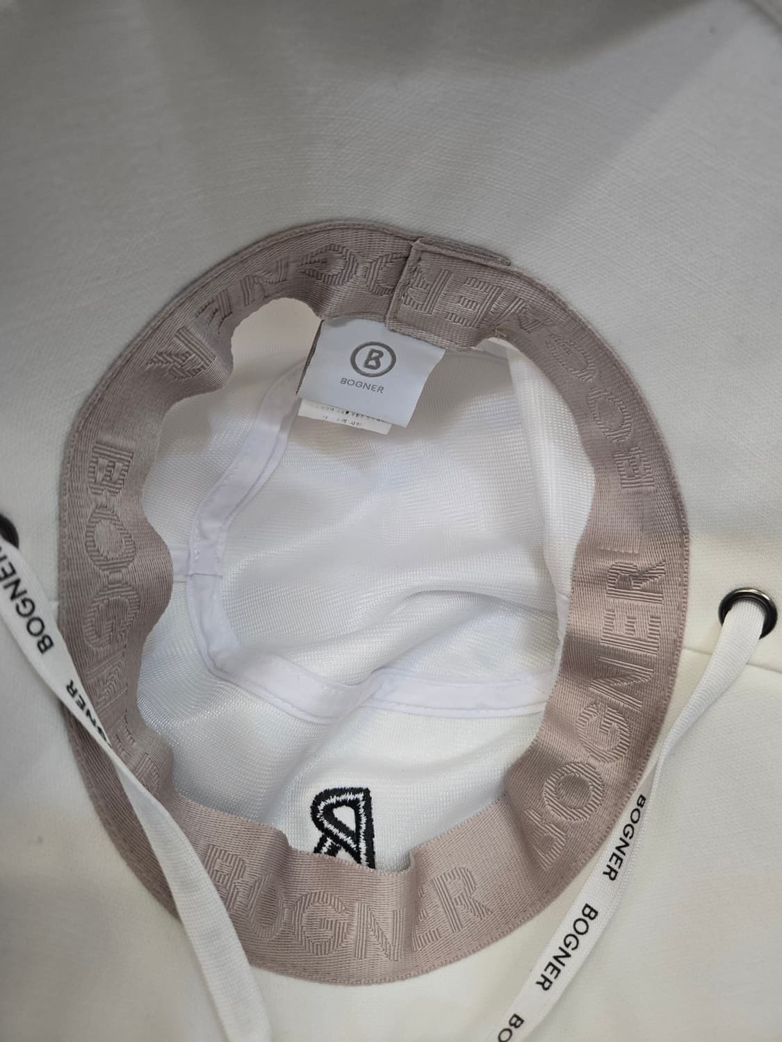 B 자수 보그너  버킷햇 화이트 블랙 벙거지 상품이미지5