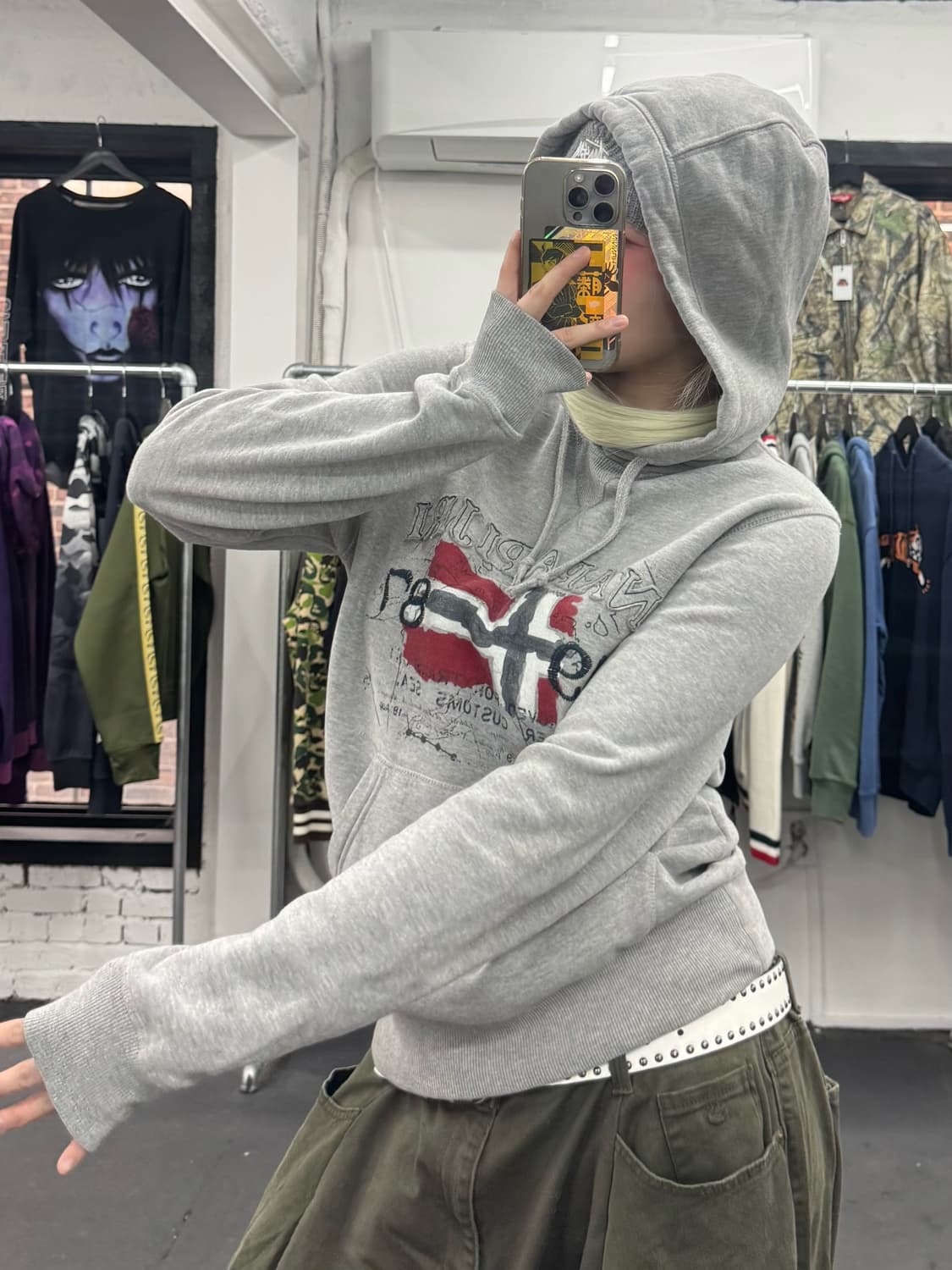 나파피리 빅로고 후드티 상품이미지4