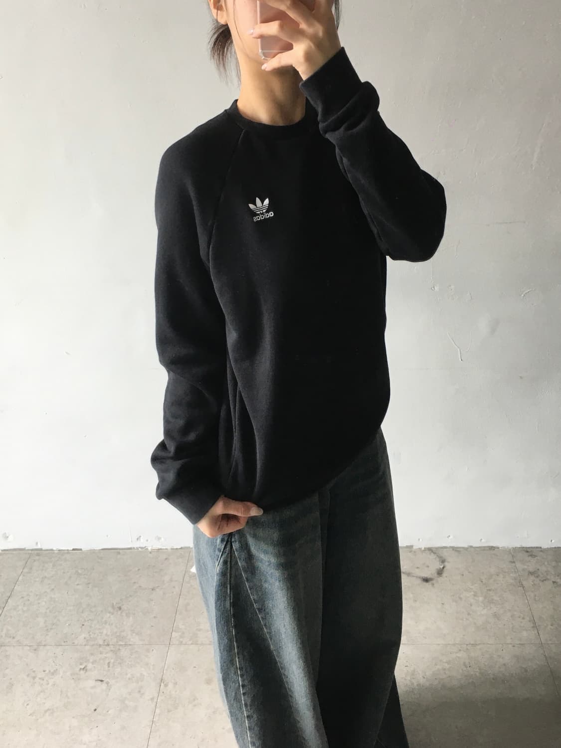 아디다스 자수로고 맨투맨 상품이미지2