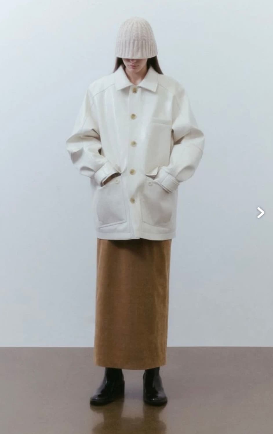 아비에무아 페이크레더 퀄팅 하프 코트 상품이미지6