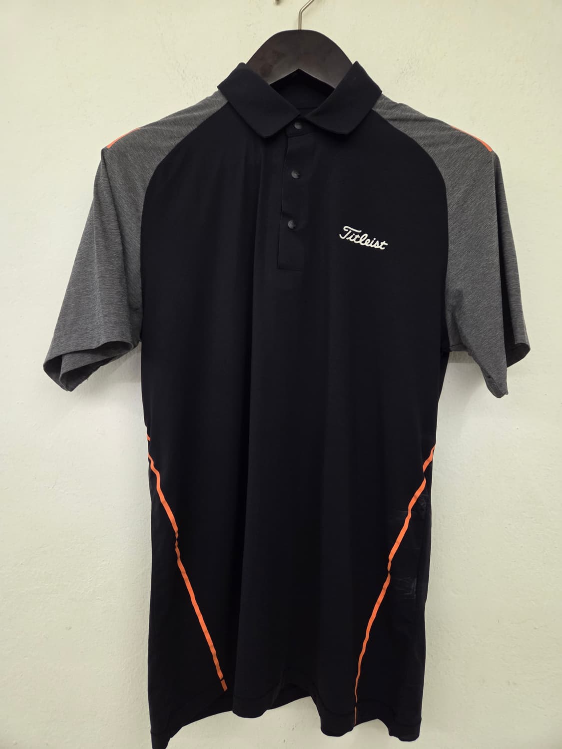 타이틀리스트 골프웨어 남성 L 사이즈 블랙/그레이 폴로티 상품이미지1