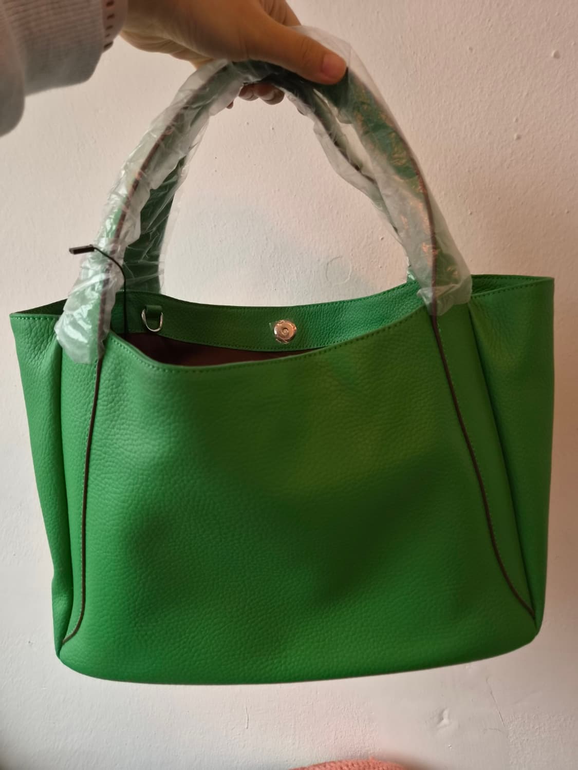 새제품)Andiata 여성 천연가죽크로스토트백 상품이미지3