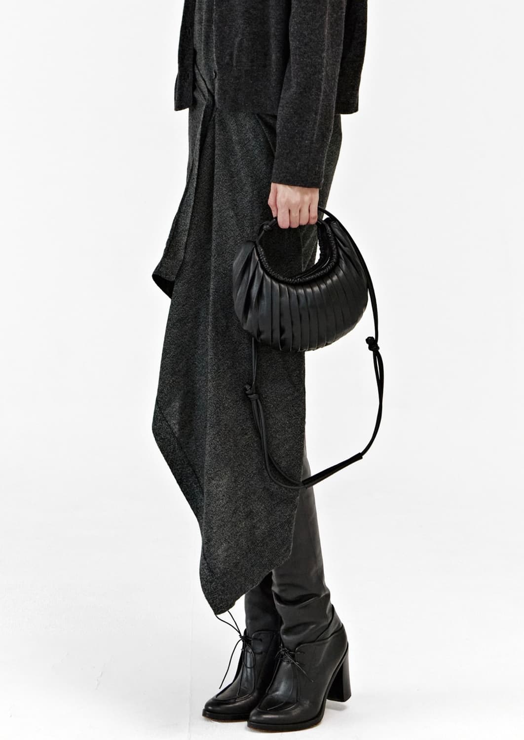 BOGKI Ripple Cross Body Bag 상품이미지4