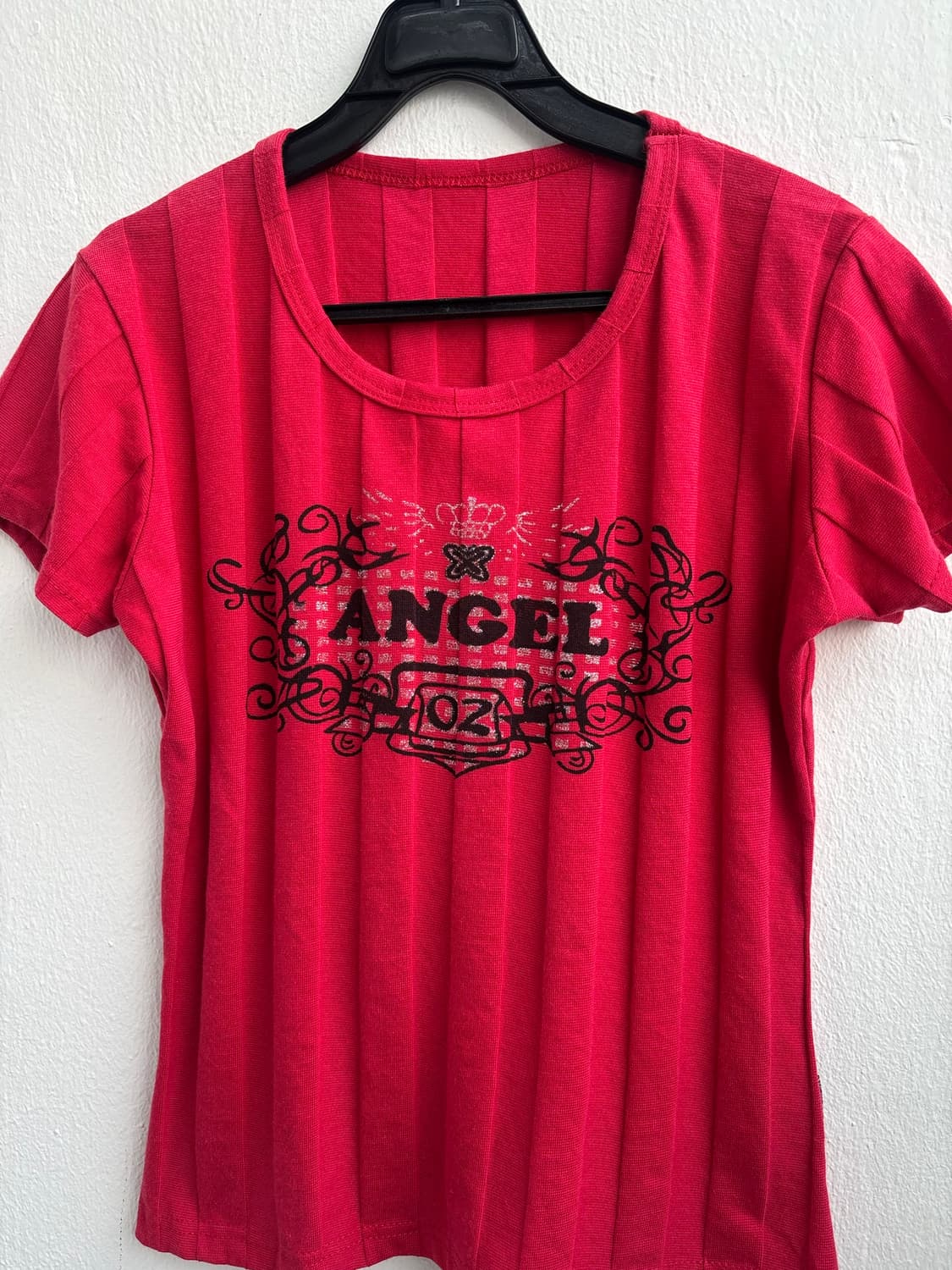 Vintage Graphic Red T-Shirt 상품이미지4