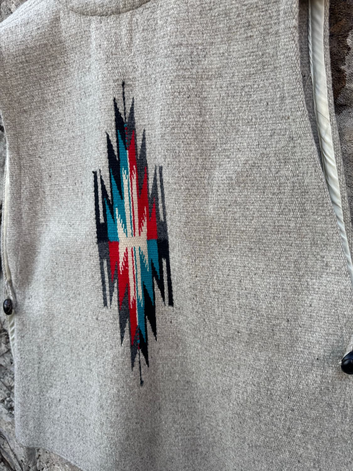 오르테가 핸드 우븐 울 치마요 베스트 옆트임 그레이 웨스턴 네이티브 조끼 상품이미지6