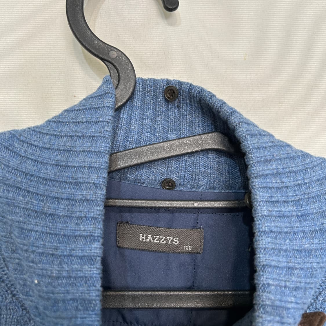 헤지스 남성 방풍니트 100  상품이미지2