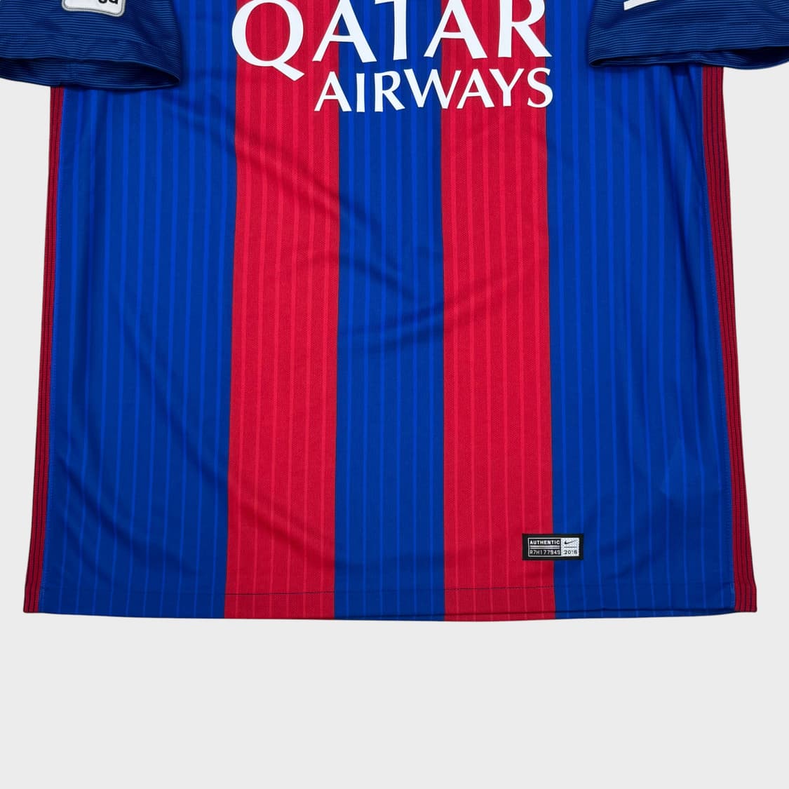 16-17 바르셀로나 홈 No.11 네이마르 상품이미지6