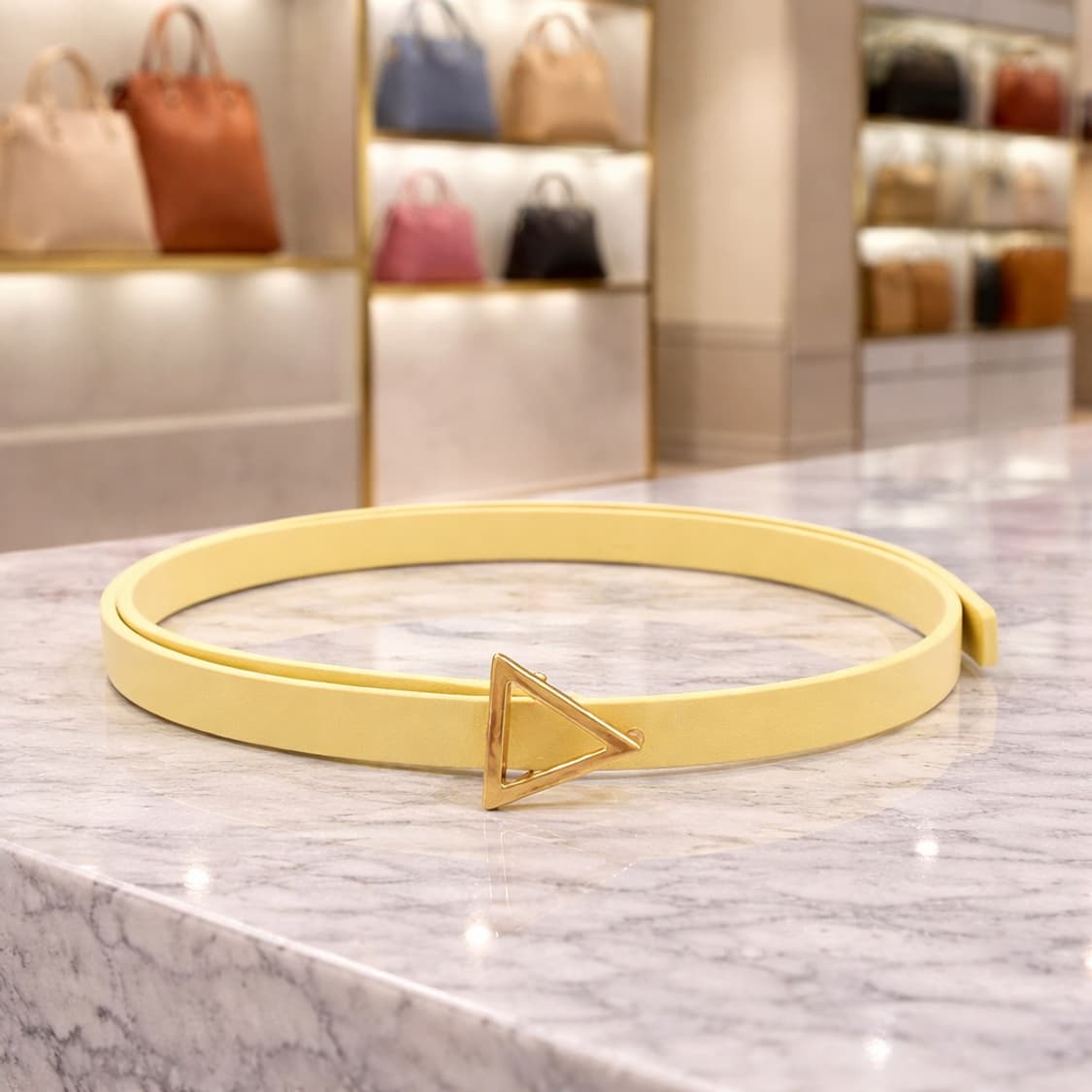 [A급] 보테가베네타 트라이앵글 버클 벨트 판매합니다!!! 상품이미지1