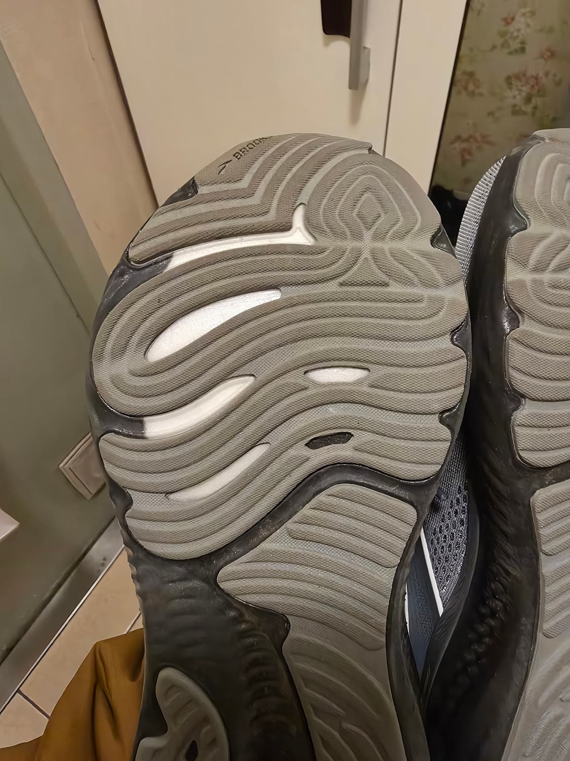 [265] 브룩스 글리세린22 gts  상품이미지5