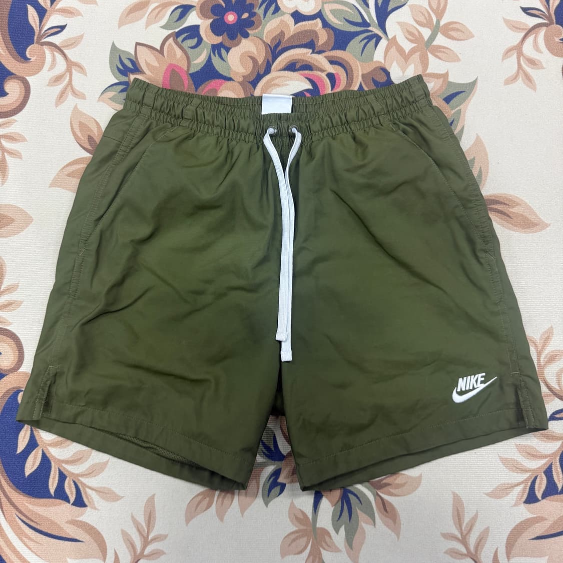 (S)나이키 Nike 우븐 반바지(올리브) 상품이미지1