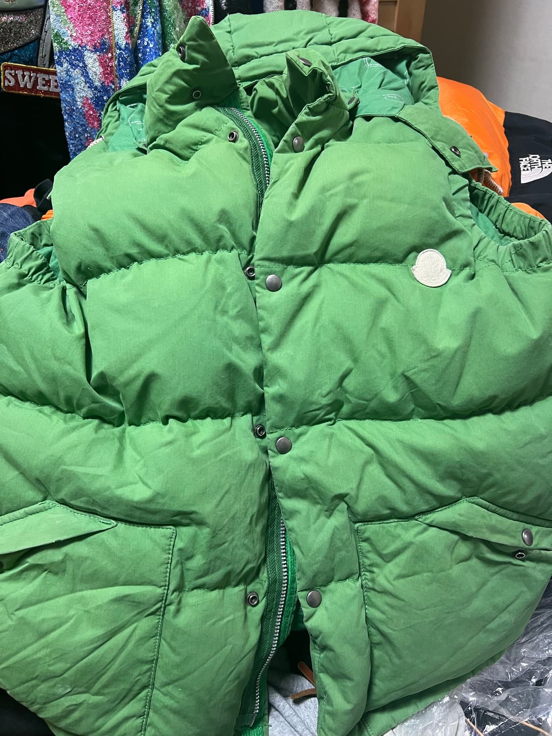 몽클레어 비즈빔 콜라보 다운베스트 L 상품이미지9