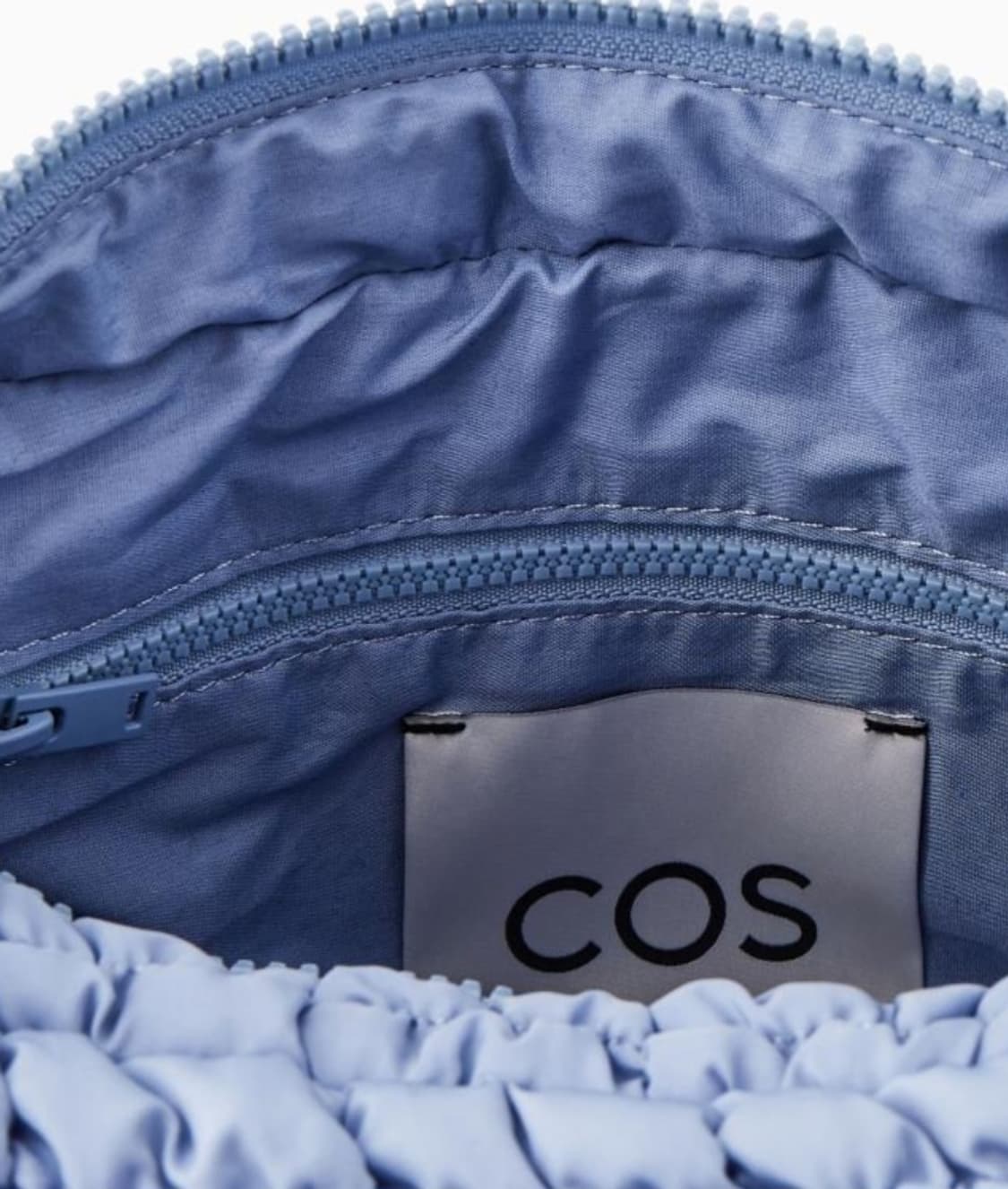 cos 퀼티드 구름빵 백 스카이블루 상품이미지3