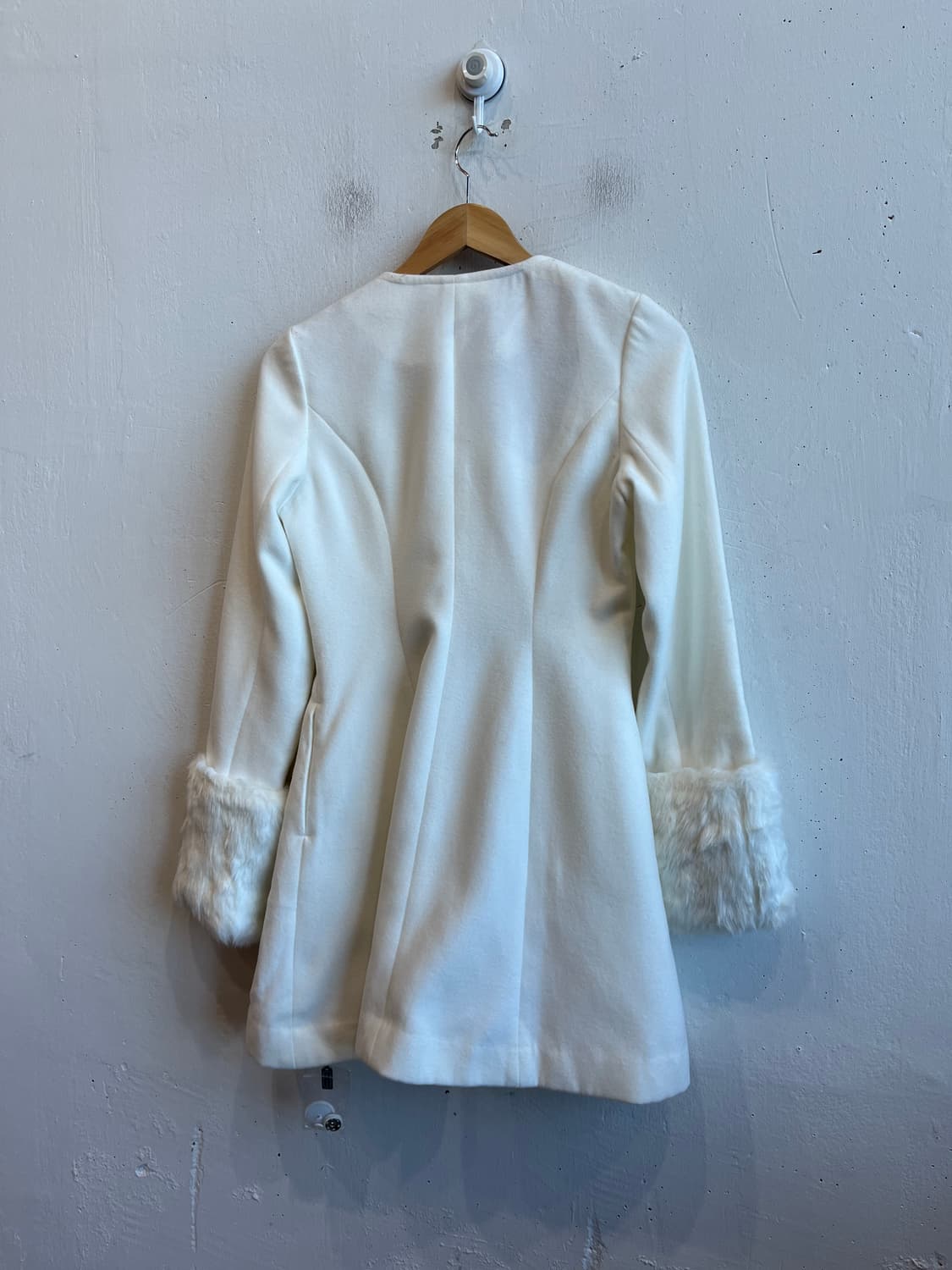 세실맥비 퍼 갸루 코트  상품이미지3