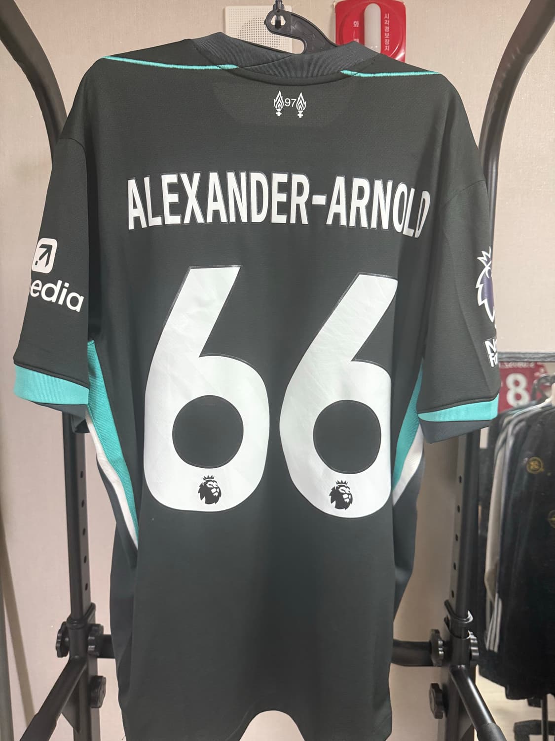 2024-25 정품 리버풀 어웨이 아놀드 L사이즈 상품이미지3