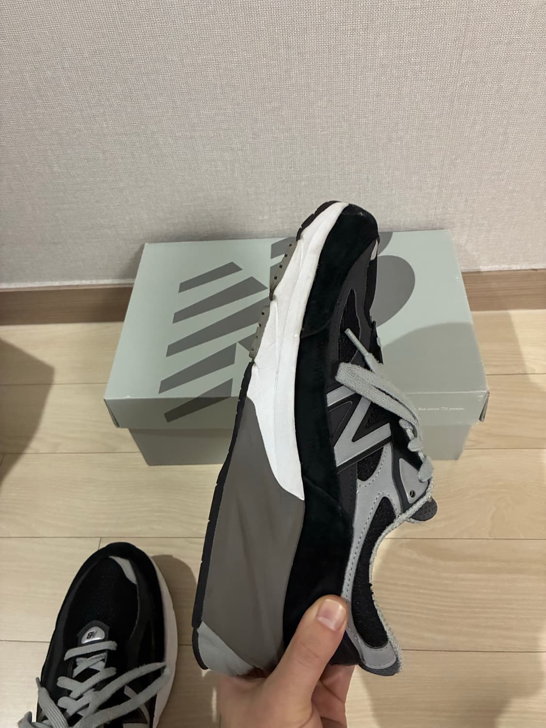 뉴발란스 990v6 블랙 260사이즈 판매 상품이미지9