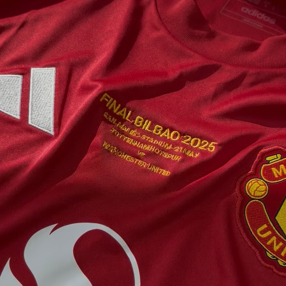 아디다스 맨유 맨체스터 유나이티드 24 25 홈 브루노 페르난데스 유니폼 상품이미지3