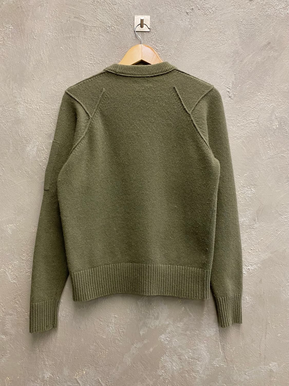 [46] C.P Company 씨피컴퍼니 올리브 그린 울 니트 상품이미지5