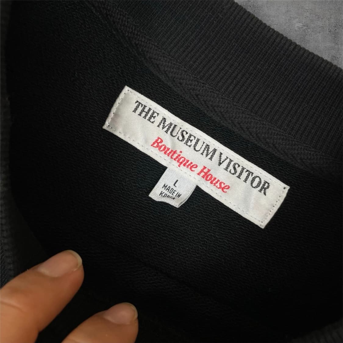 TWS x 더뮤지엄비지터 콜라보 블랙 고양이 프린팅 맨투맨 L 상품이미지2