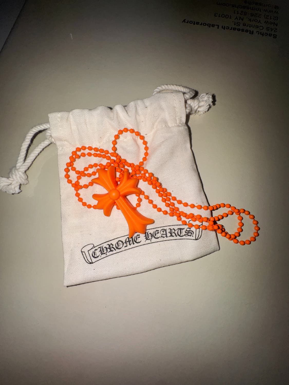 (새상품)크롬하츠 실리크롬 CH 크로스 펜던트 오렌지 상품이미지3