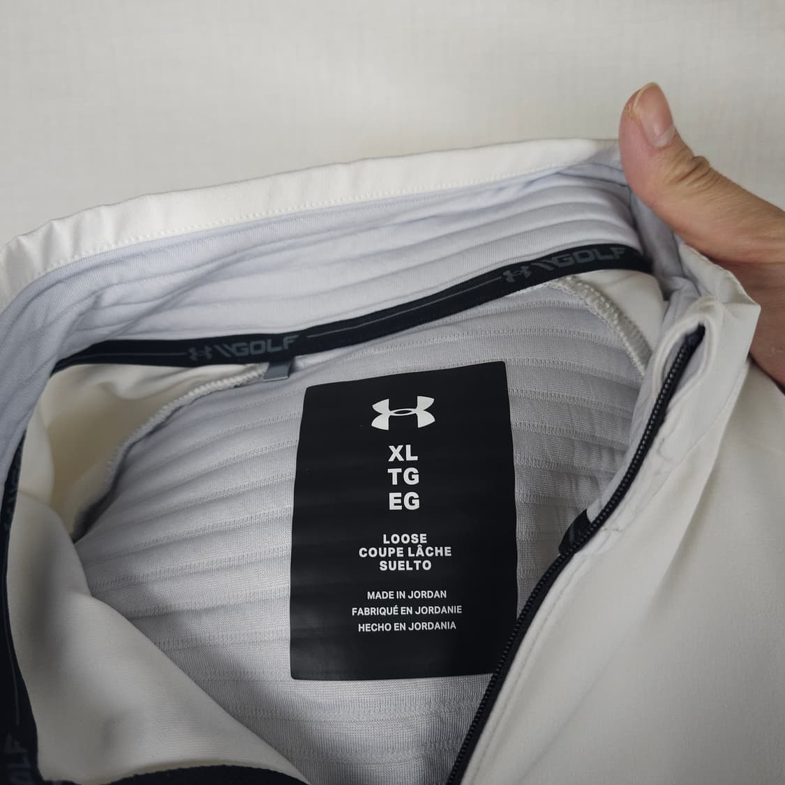 언더아머 반집업 맨투맨 남자105사이즈  상품이미지3