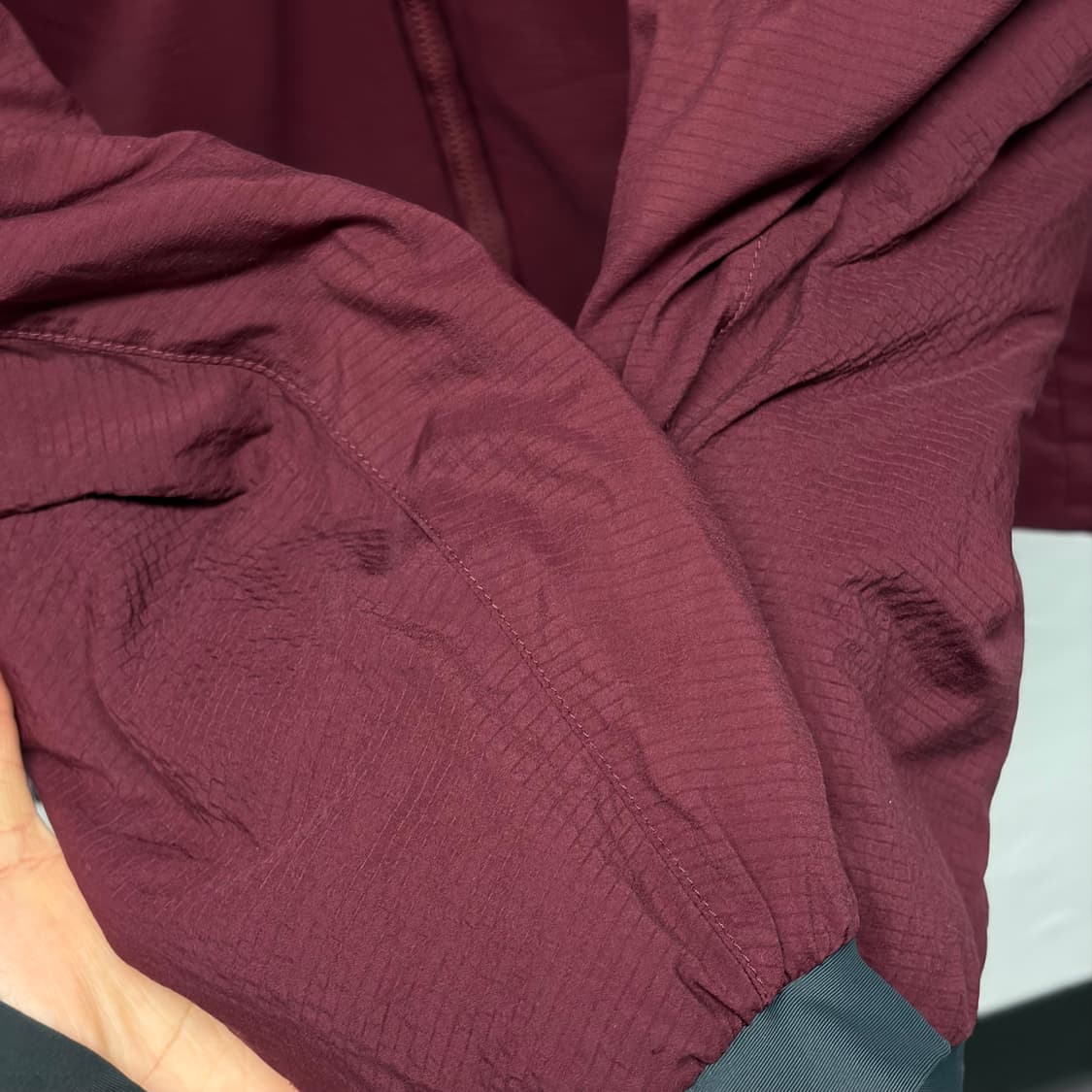 [구형 정품] 아크테릭스 아톰 AR 후디 버건디 상품이미지8