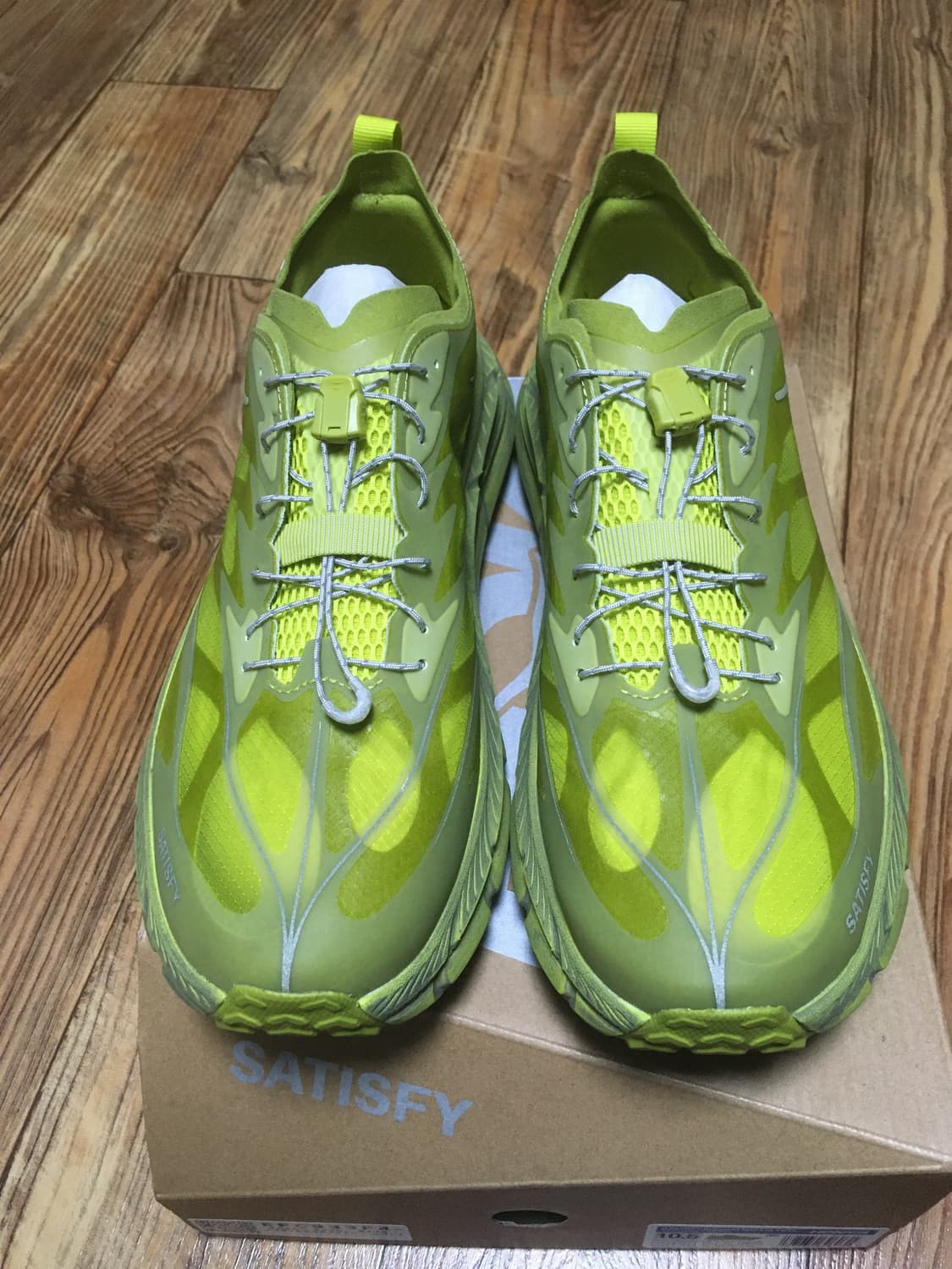 호카 새티스파이 마파테스피드4 라이트 설퍼 판매합니다 상품이미지2