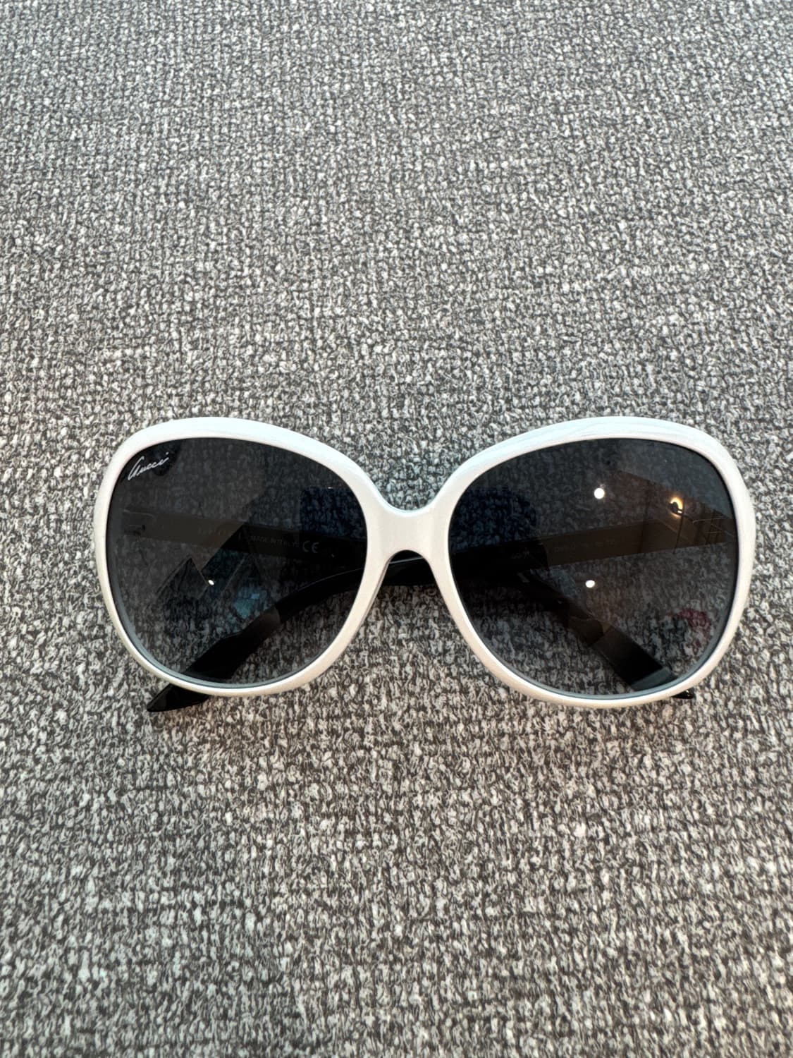 구찌 빈티지 빅프레임 화이트 선글라스  상품이미지1