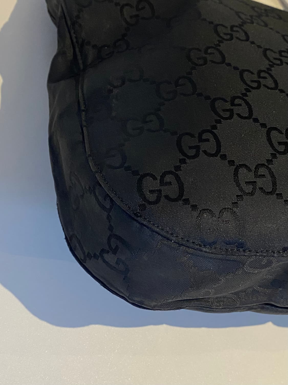 구찌 GG 나일론 숄더백 상품이미지7