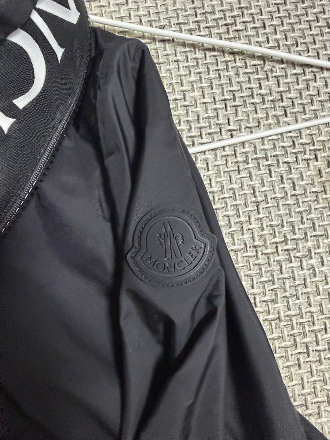 [24ss/새상품급]백화점판 몽클레어 주니치 바람막이 4사이즈 상품이미지2