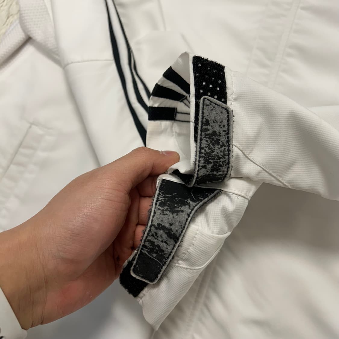 Adidas White Windbreaker (소매 벨크로 까짐)  상품이미지7
