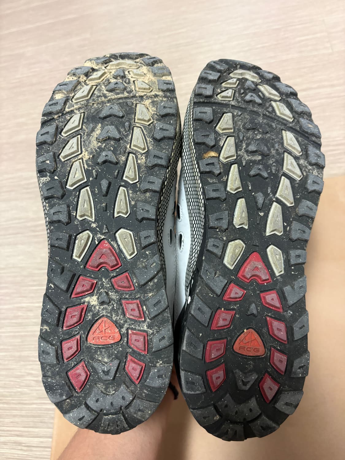 나이키 acg 에어 익스플로레이드 280 상품이미지3