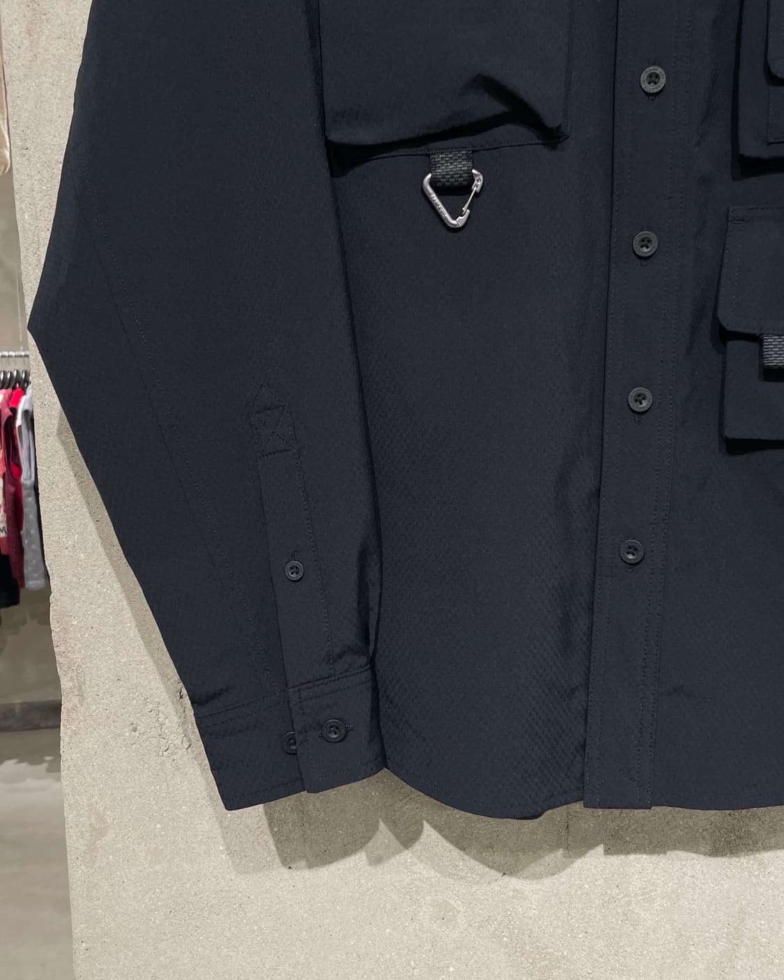 나이키 acg 블랙 uv 데버 스테이션 트레일 포켓 셔츠 상품이미지4