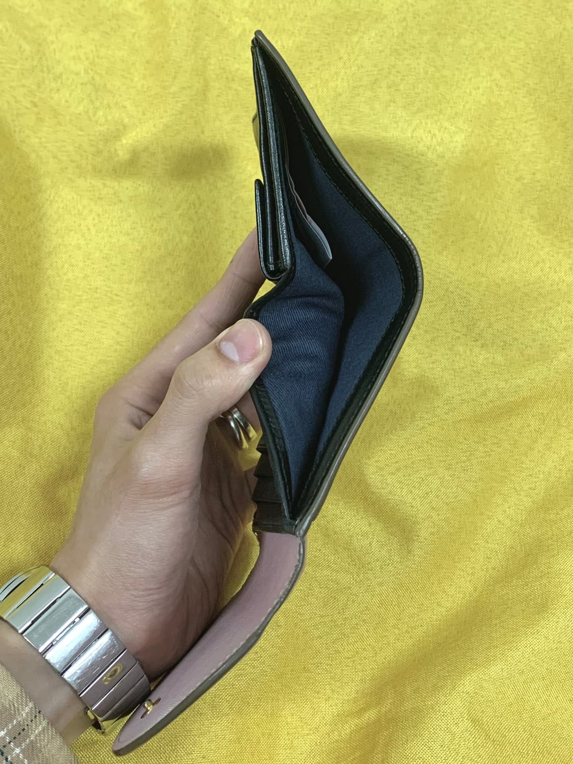 마르니 반달 반지갑 상품이미지4