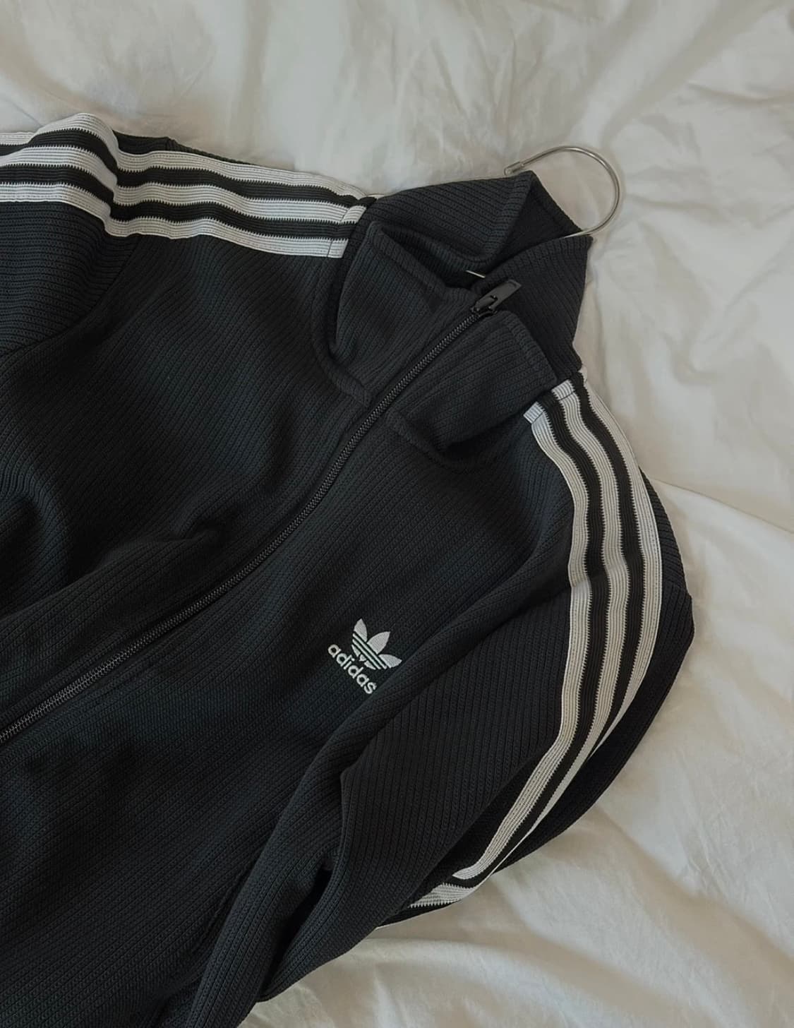 아디다스 파이어버드 니트 탑 - 블랙 / IY7278 상품이미지6