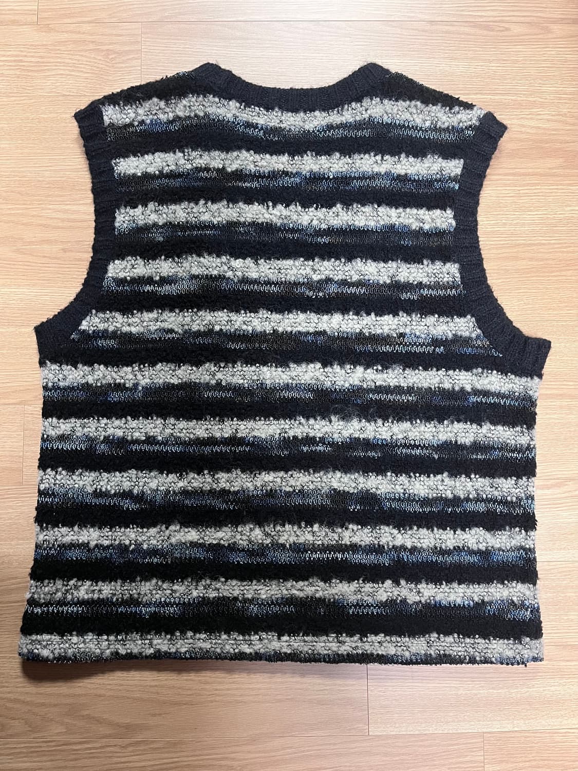 앤더슨벨 튀니지 베스트  XL 상품이미지3