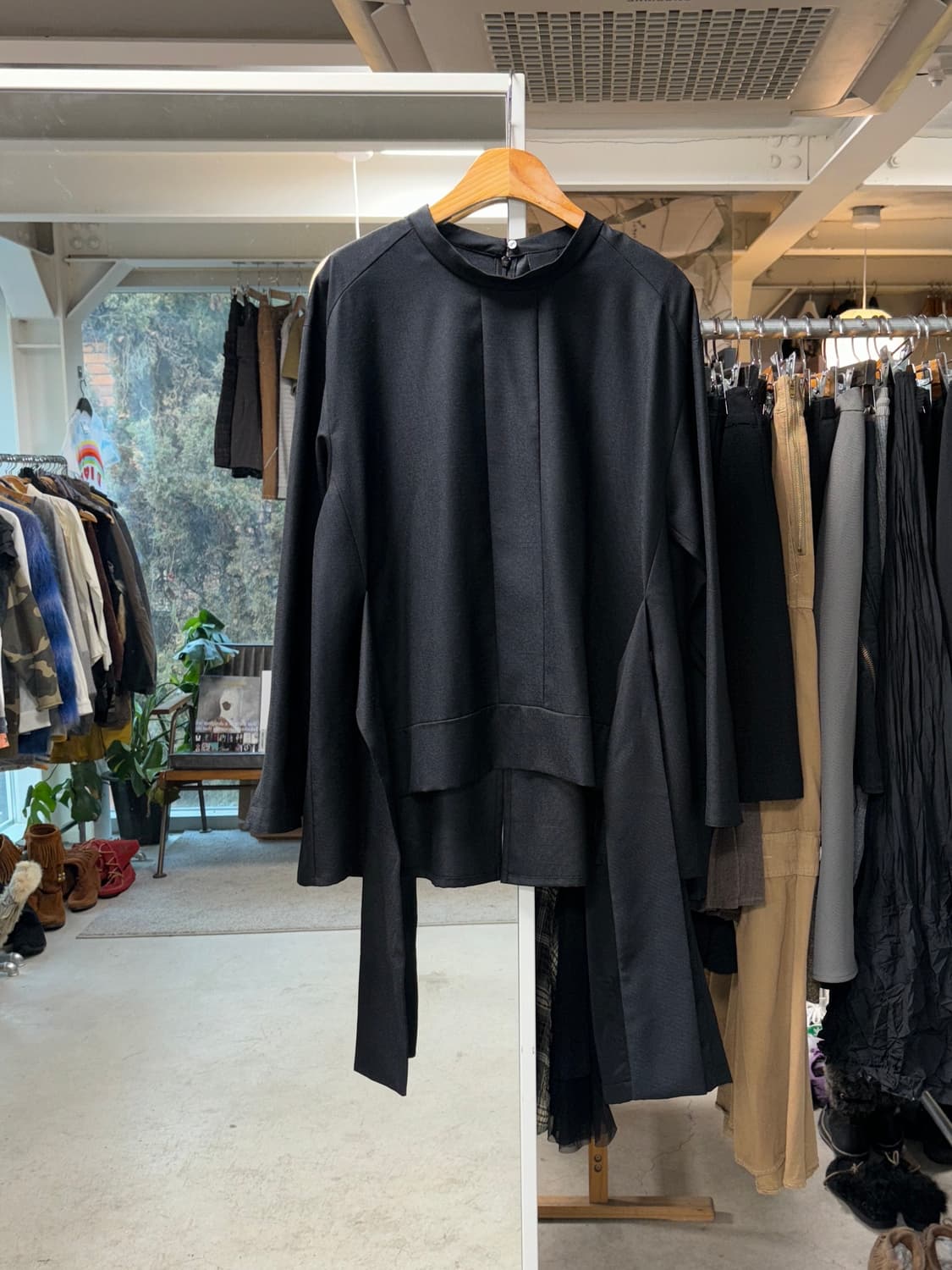 Garde collective 스트랩 블라우스 상품이미지1