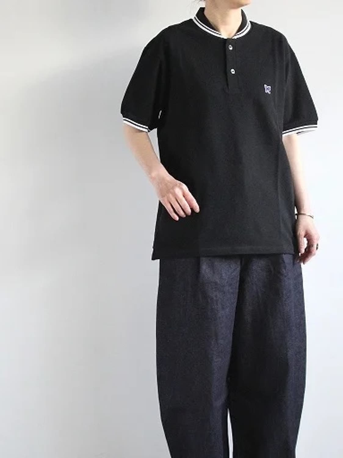 니들스 숄 칼라 폴로 티셔츠 블랙 상품이미지3