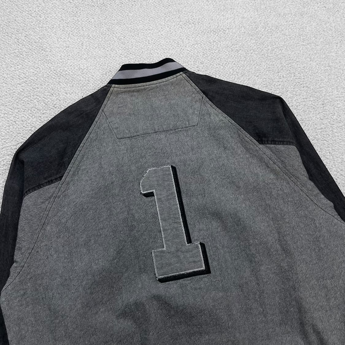 마자플라바 스펠 로고 데님 바시티 자켓 상품이미지4