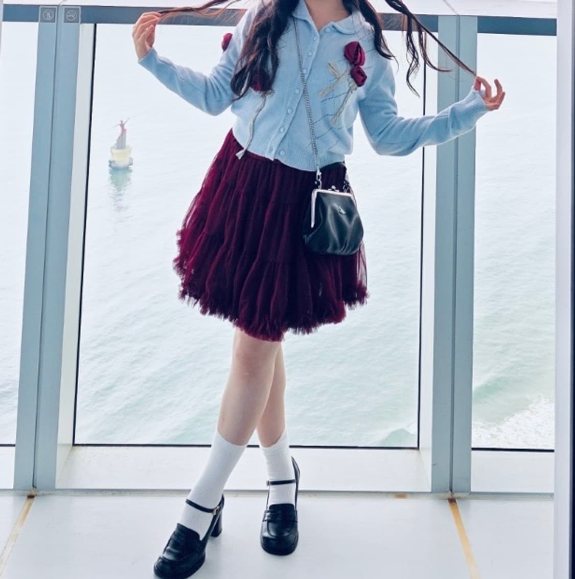 (아일릿 원희 착용) 시눈 익스클루시브 펀칭 가디건 + 캉캉 스커트 셋업 상품이미지2