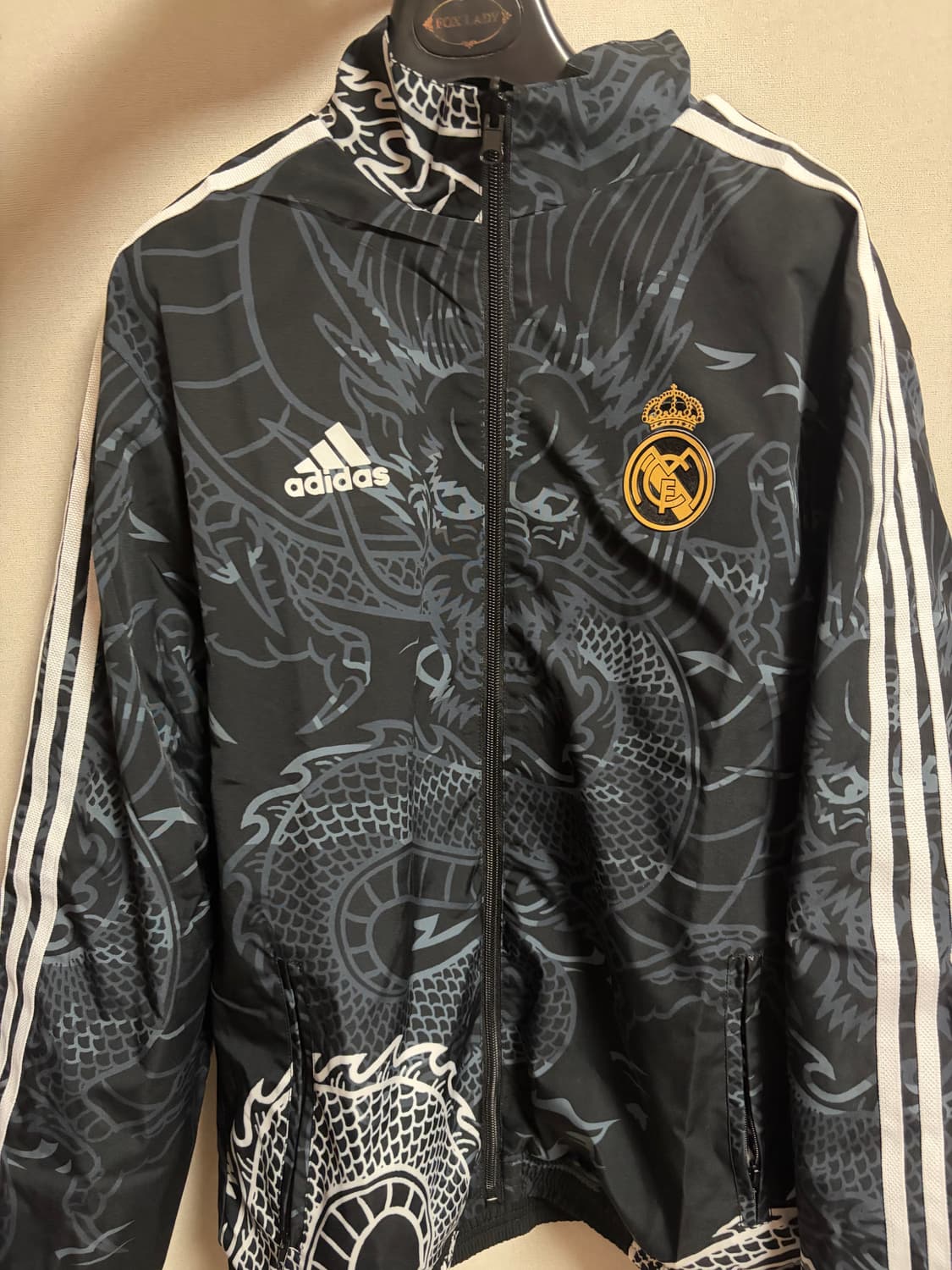 아디다스 레알마드리드 오리엔탈 리버서블 윈드브레이커 상품이미지1