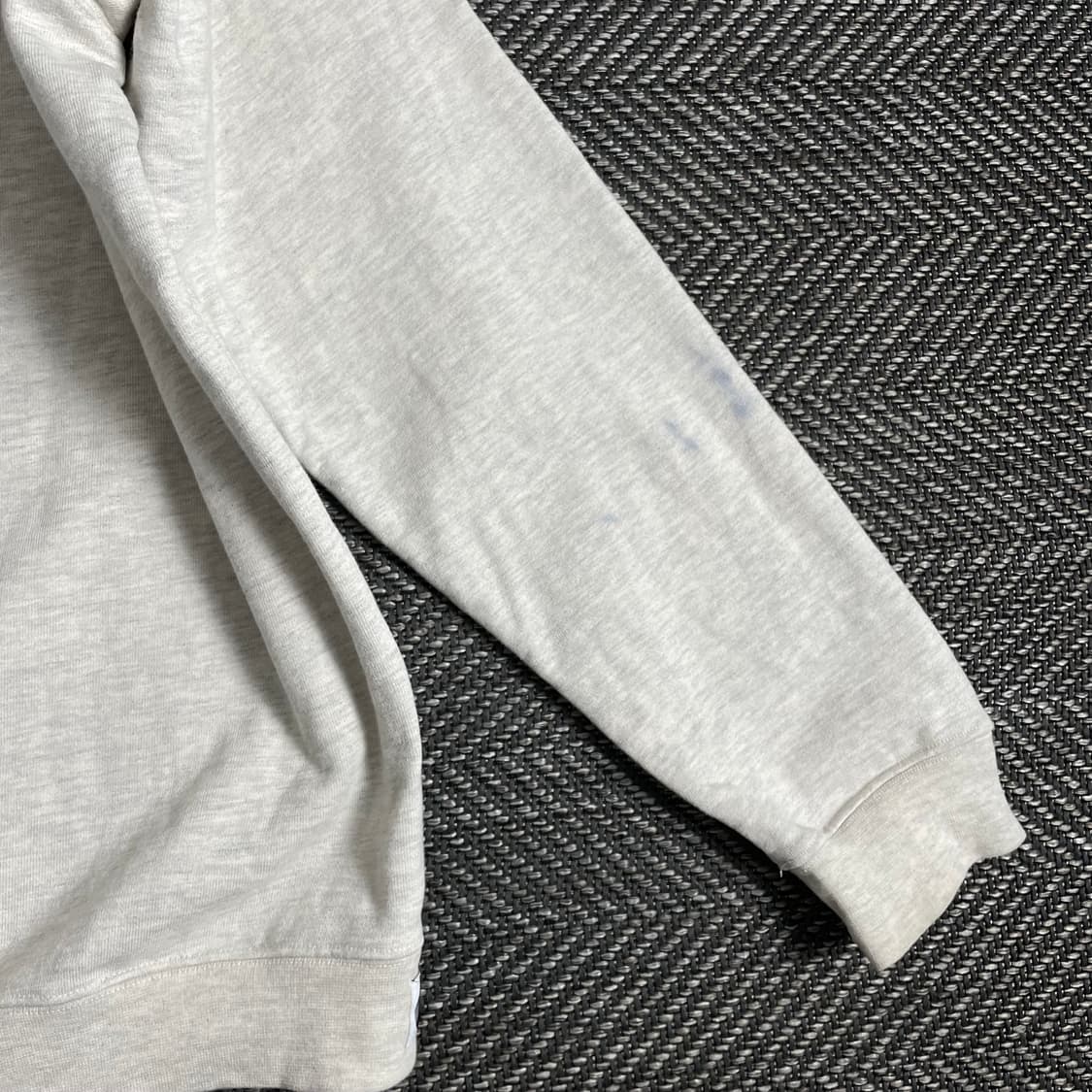 FUZZ 올드스쿨 레터링 빅로고 맨투맨o 3005 상품이미지5