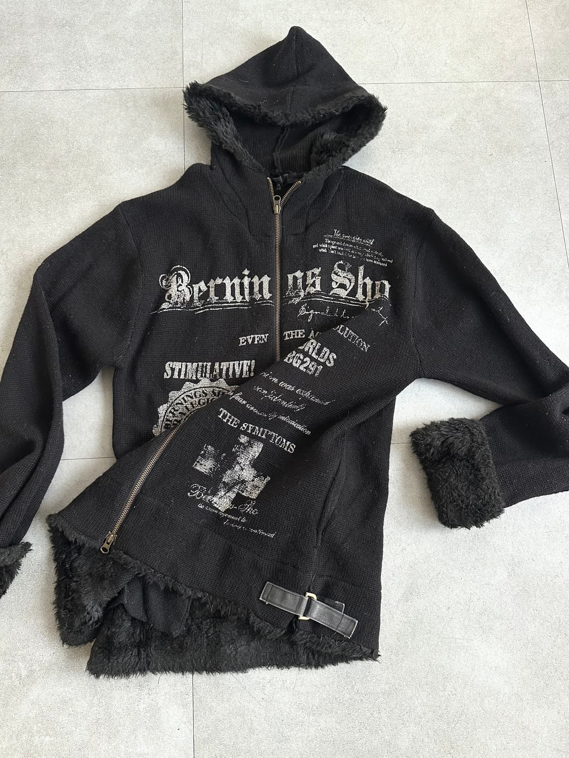 버닝쇼(Bernings Sho) 고딕 퍼 후드 집업 상품이미지3