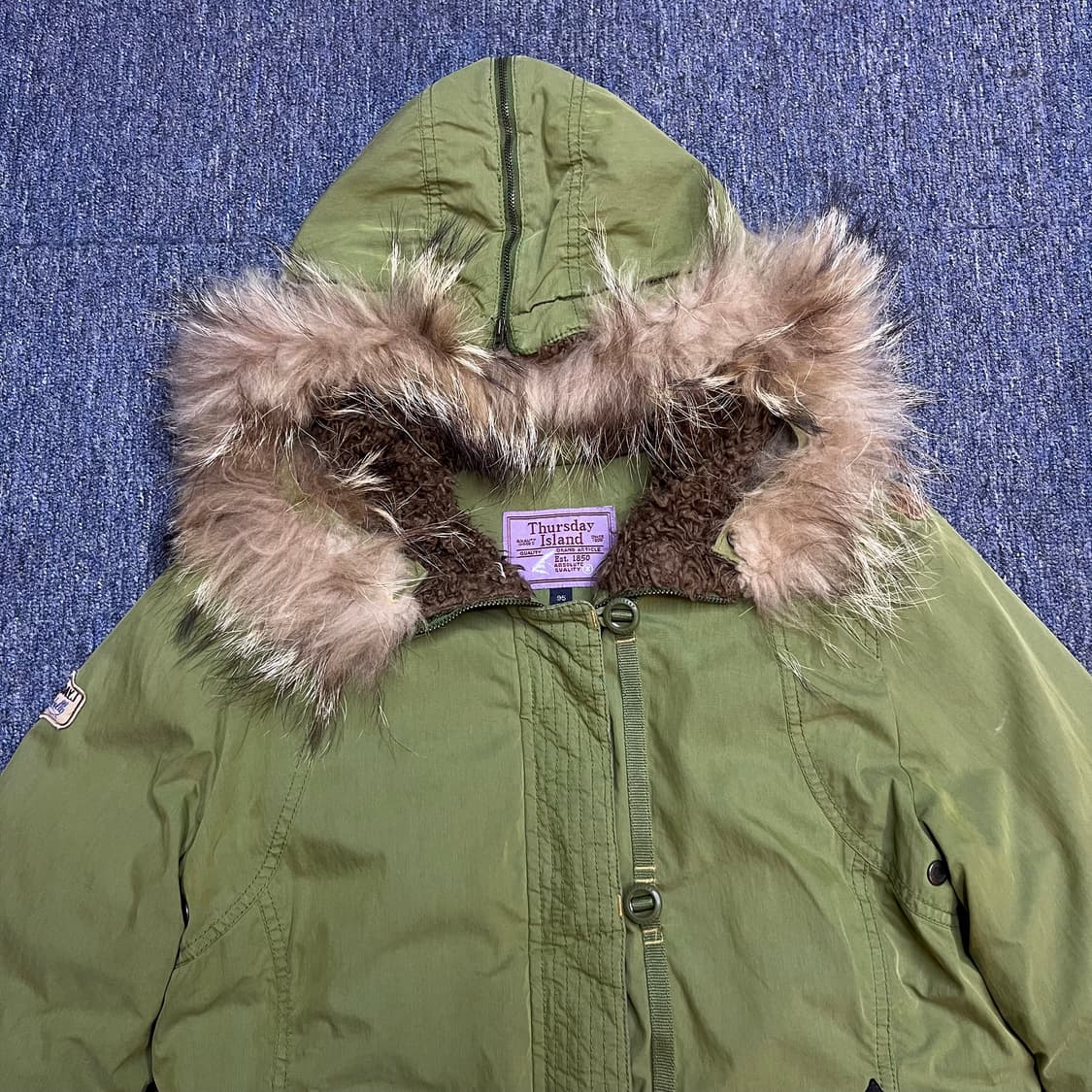 써스데이아일랜드 숏 야상 패딩 상품이미지1